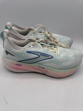 Brooks Glycerin 22 Women's White Running Shoes with Blue and Pastel Accents S6